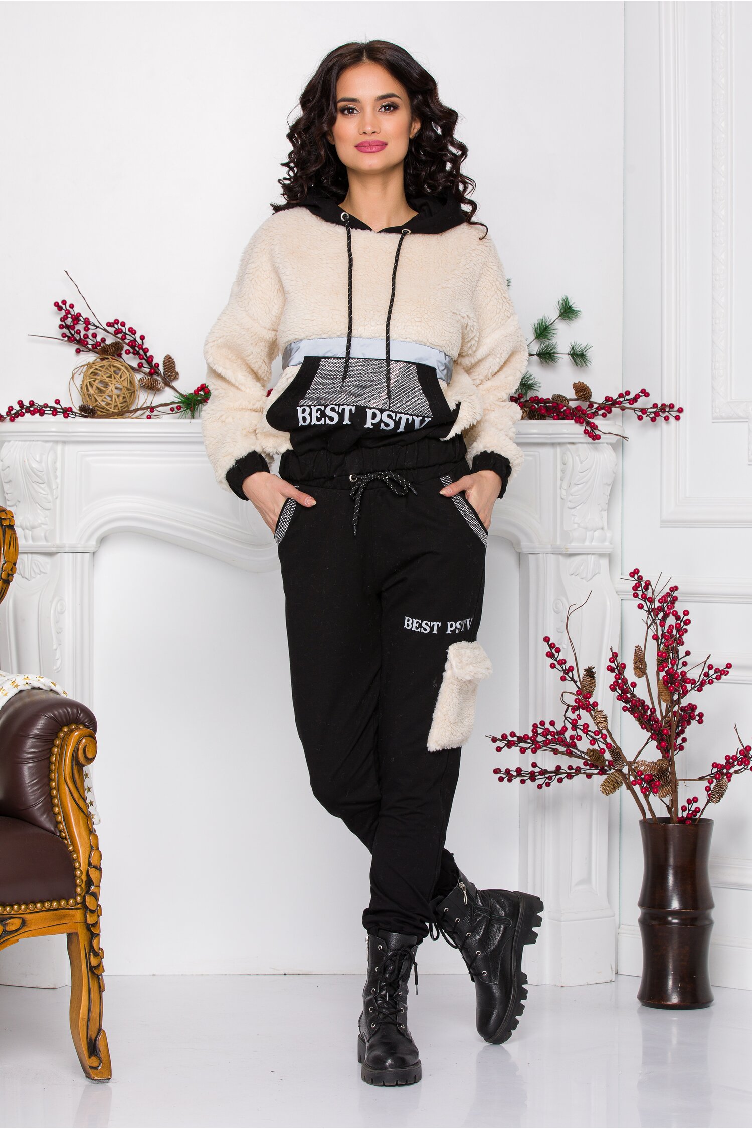 Trening cozy negru cu blanita ecologica