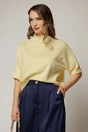 Tricou galben cu brosa si croi lejer cu adaos de viscoza, 1, dyfashion.ro