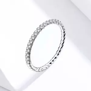 Сребърeн пръстен Crystals Chain
