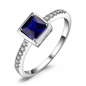 Сребърeн пръстен Elegant Square Sapphire