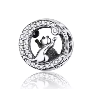 сребърен талисман Playful Silver Cat