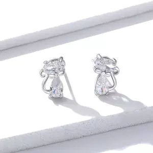 Elegáns Kitties ezüst fülbevaló