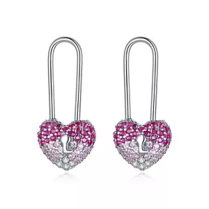 Ezüst fényes szív biztonsági tűs fülbevaló