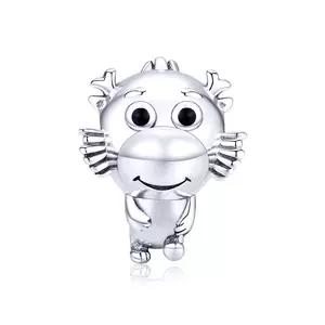 Ezüst kis sárkány bűbáj