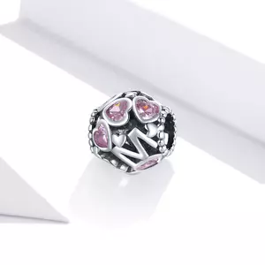 Ezüst talizmán M betűvel és szívvel