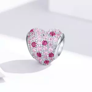 Ezüst talizmán szívvel és rózsaszín kristályokkal