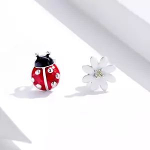 Cercei din argint Asymmetric Ladybug & Daisy