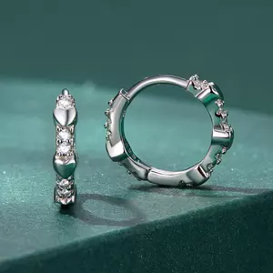 Cercei din argint Little Silver Hearts