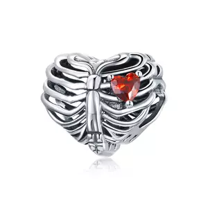 Talisman din argint Gothic Red Heart