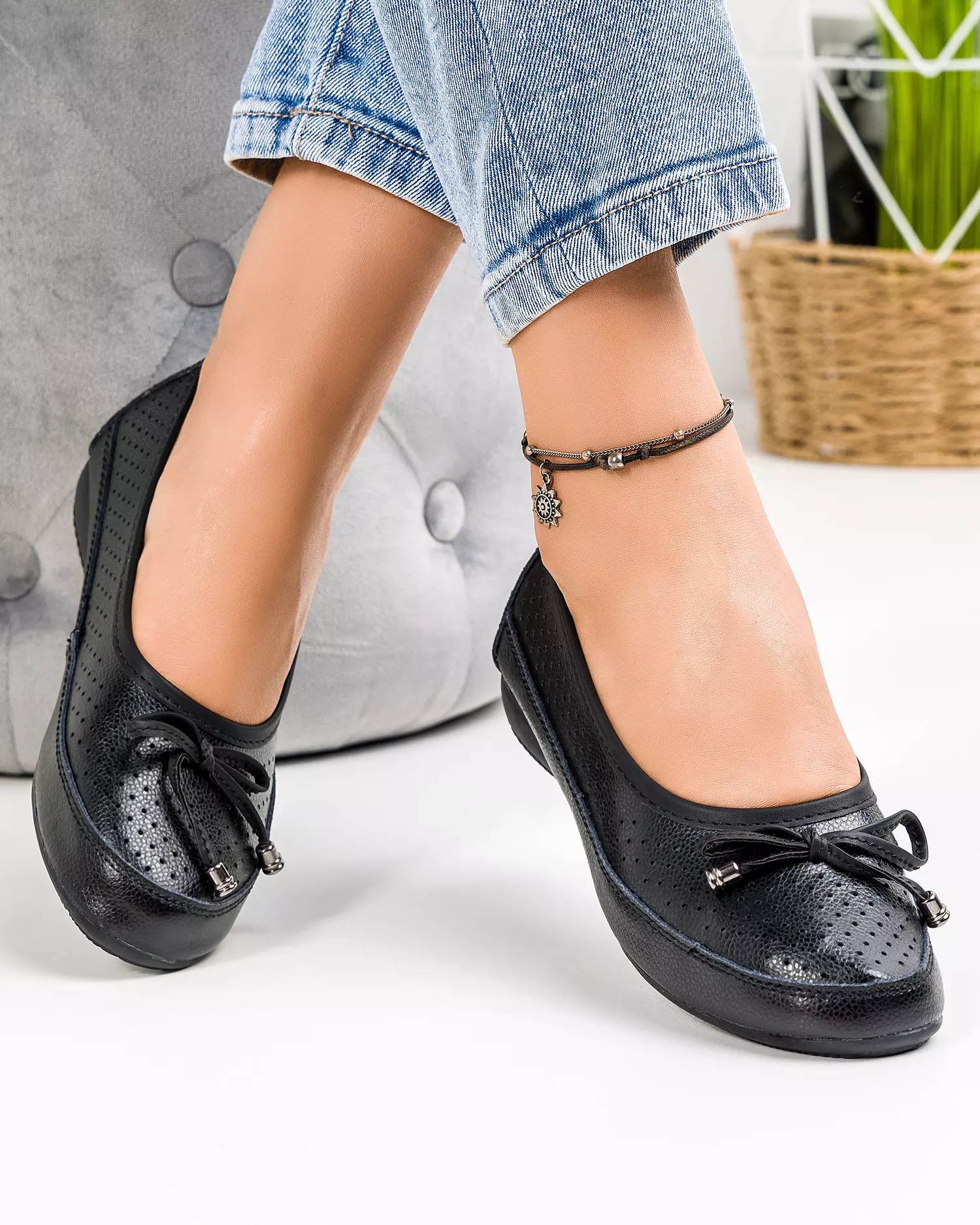BaleriniNegriPieleNaturalaPerforatiCuFunditaSLK-354-4-47434-2.webp