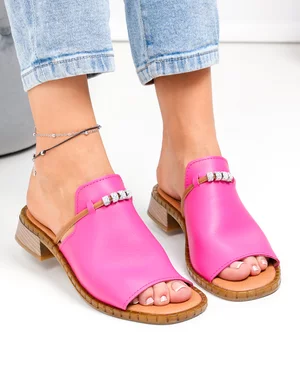 Papuci - Papuci dama piele naturala fucsia cu toc gros si accesorii PV960