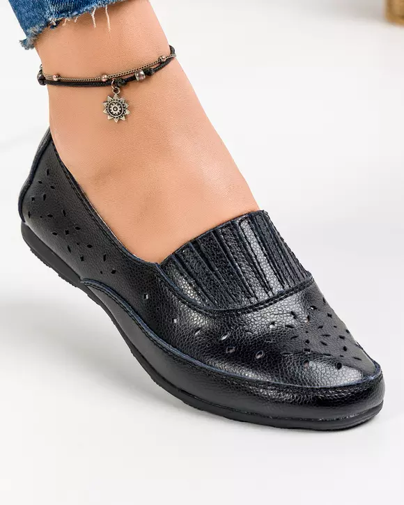 Balerini Cu Model Taiat Perforati Piele Naturala Negri VK2052-4