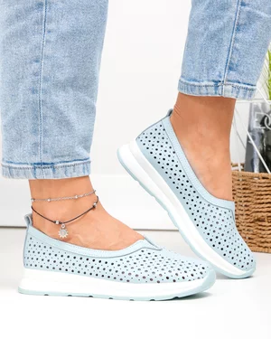 Balerini dama piele naturala albastri cu inchidere slip-on si perforatii T-9003
