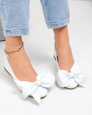 Balerini dama piele naturala albi cu fundita asimetrica si talpa flexibila PCB203