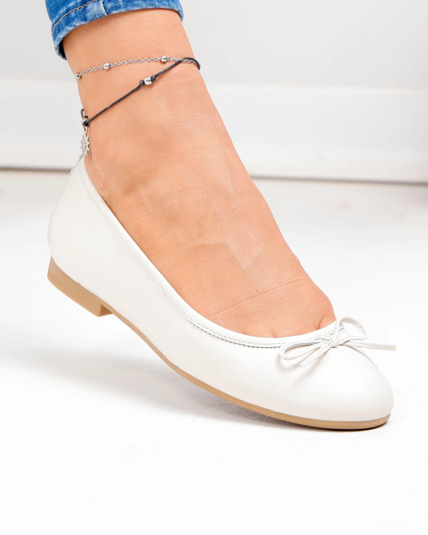 balerini-dama-piele-naturala-bej-cu-talpa-flexibila-wiz0426-102271-2.webp