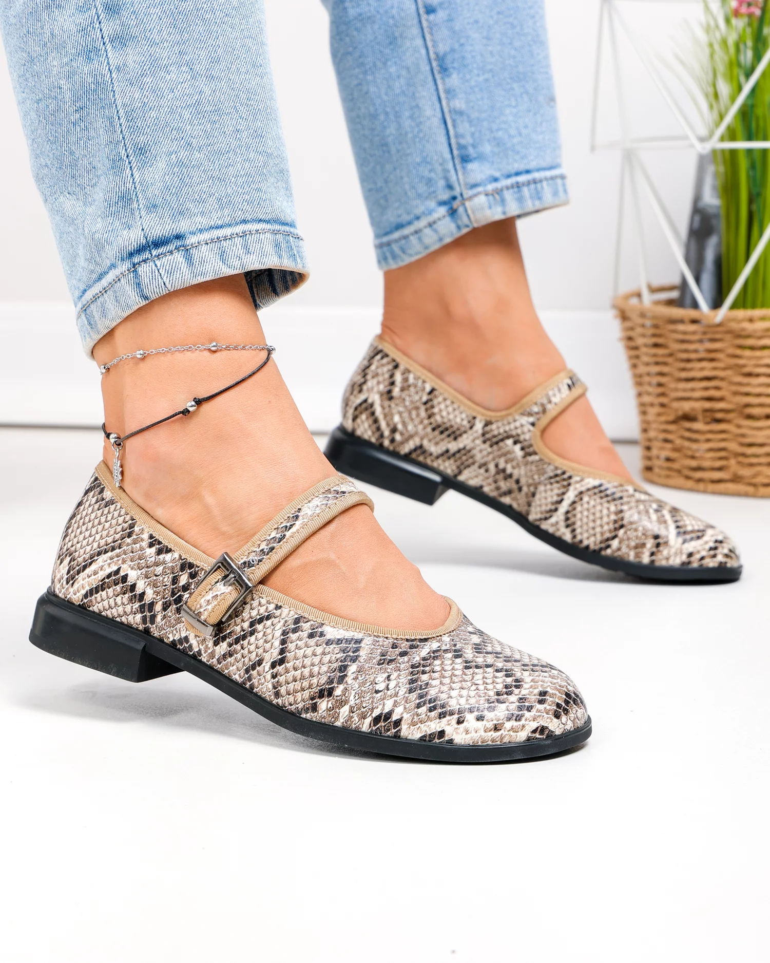 balerini-dama-piele-naturala-cu-imprimeu-tip-sarpe-si-talpa-usor-flexibila-tn6510-90109-2.webp