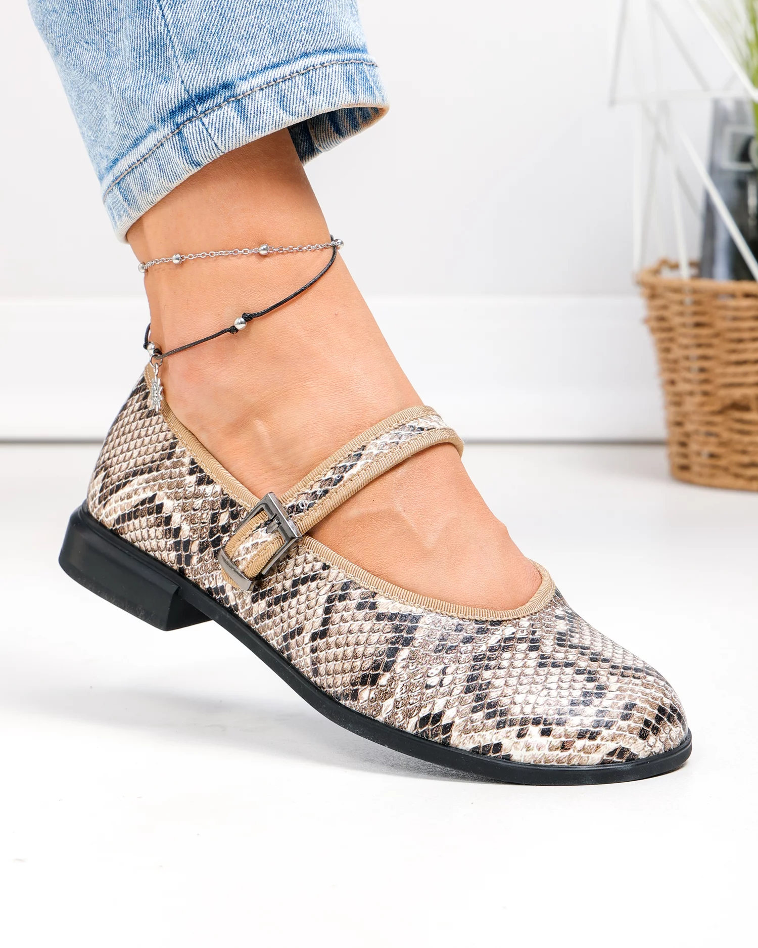 balerini-dama-piele-naturala-cu-imprimeu-tip-sarpe-si-talpa-usor-flexibila-tn6510-90112-2.webp