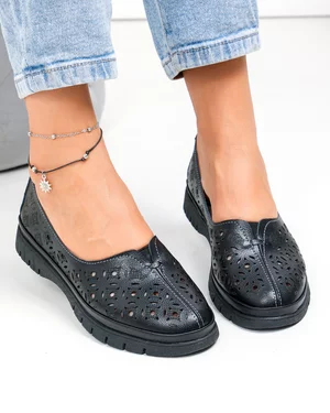 Balerini dama piele naturala negri cu model perforat JY3960