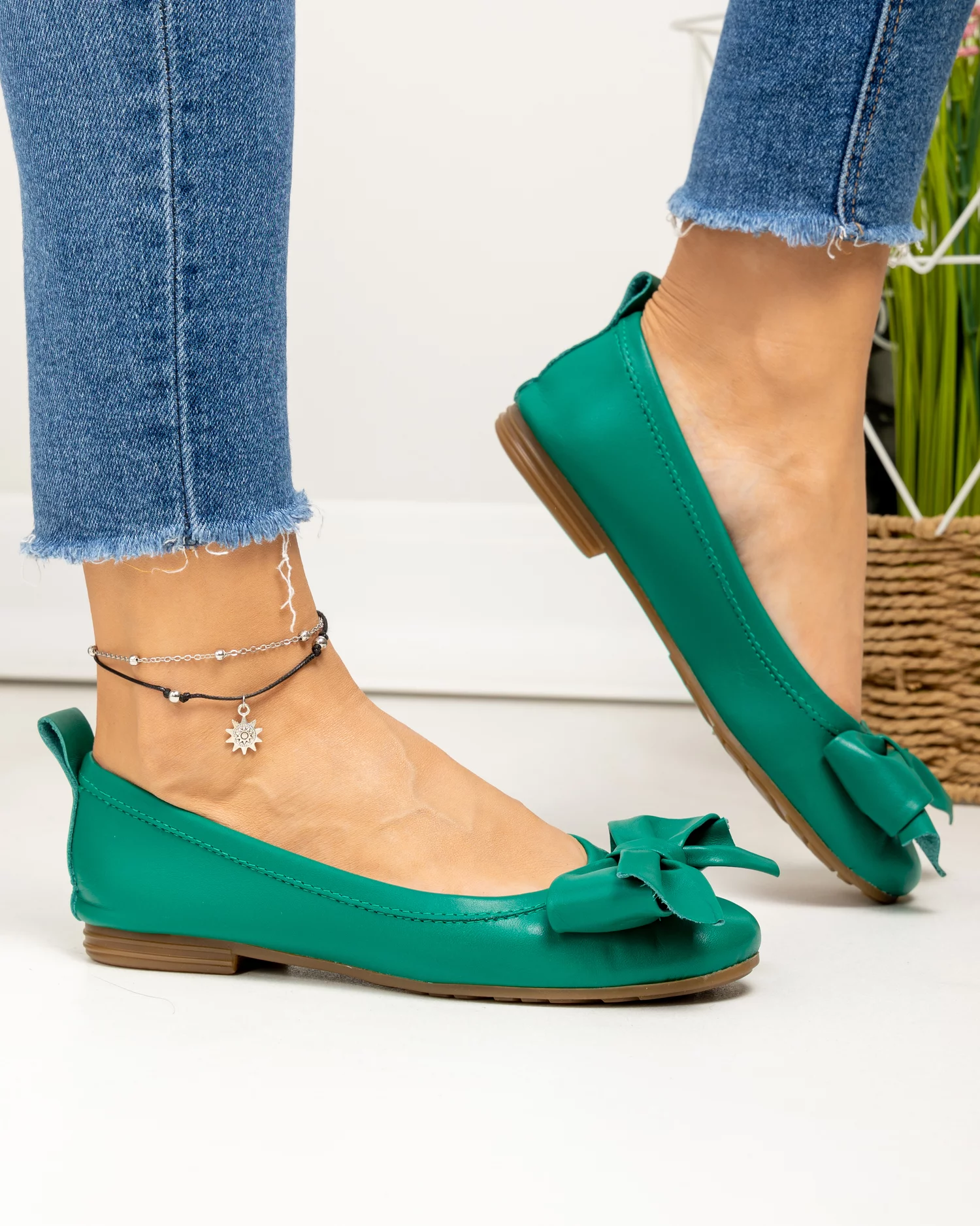 balerini-dama-piele-naturala-verde-inchis-cu-fundita-deschisa-pcb202-86032-2.webp