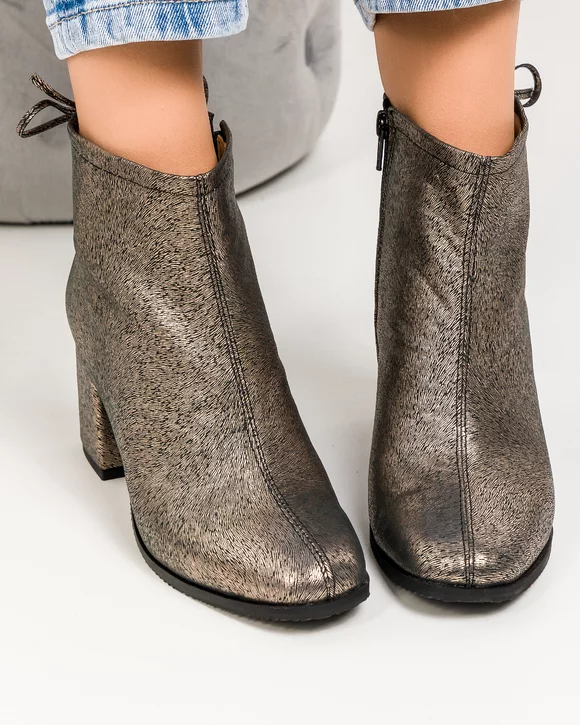Botine dama piele naturala aramiu cu inchidere fermoar si toc gros WIZ50