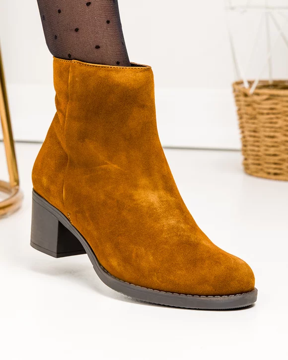 Botine dama piele naturala intoarsa maro cu toc gros GALAXY002V