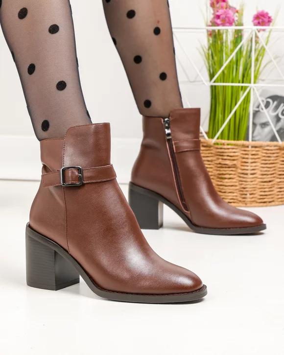 Botine - Botine dama piele naturala maro cu inchidere fermoar si toc gros SN5002-1