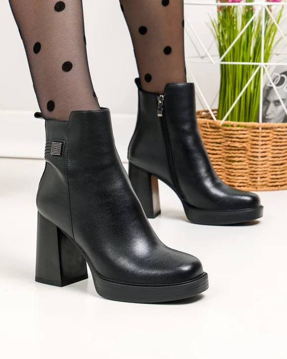 Botine dama piele naturala negre cu talpa tip platforma si toc gros SN5013