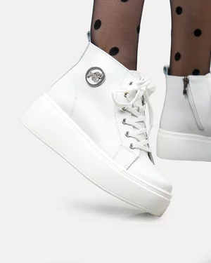 Ghete dama piele naturala albe cu inchidere fermoar imblanite T7022