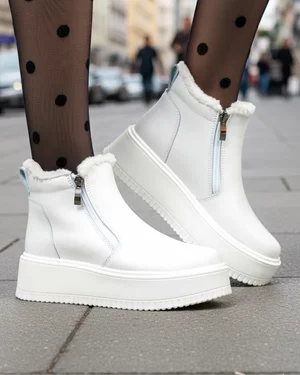 Ghete - Ghete dama piele naturala albe imblanite cu talpa groasa si inchidere fermoar T7008