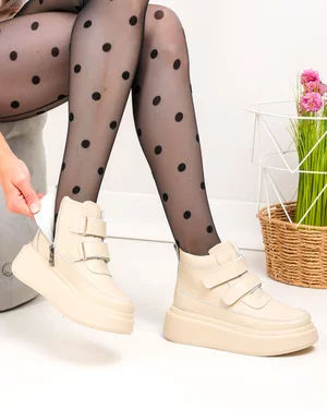 Ghete dama piele naturala bej captusite cu inchidere fermoar si scai T7005