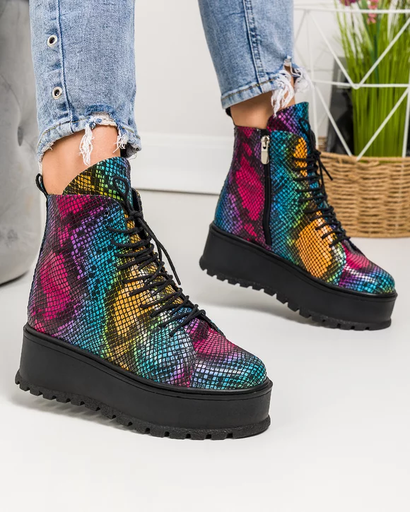 Ghete dama piele naturala cu imprimeu multicolor si talpa groasa BA011