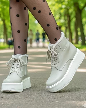 Ghete - Ghete dama piele naturala gri cu talpa alba imblanite T7018