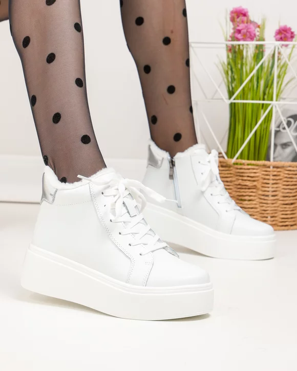 Ghete dama piele naturala imblanite albe cu talpa groasa T7020