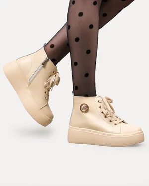 Ghete dama piele naturala imblanite bej cu accesoriu metalic T7022