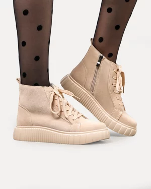 Ghete dama piele naturala intoarsa bej captusite T7002