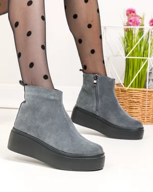 Ghete - Ghete dama piele naturala intoarsa gri inchis cu inchidere fermoar T7027