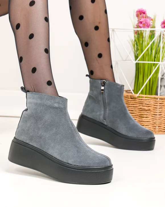 Ghete dama piele naturala intoarsa gri inchis cu inchidere fermoar T7027