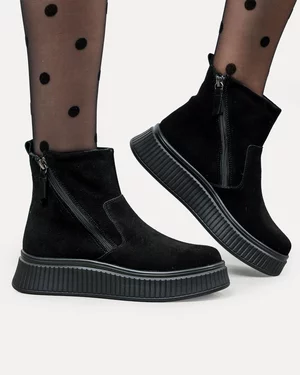 Ghete dama piele naturala intoarsa negre captusite T7007