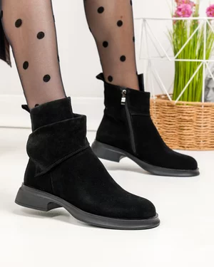 Ghete dama piele naturala intoarsa negre cu inchidere fermoar  TN6443-3