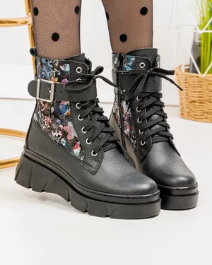 Ghete dama piele naturala negre cu imprimeu floral si catarama decorativa PCI066