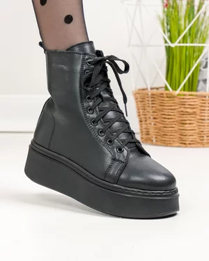 Ghete - Ghete dama piele naturala negre cu inchidere fermoar si talpa groasa PCI080-1