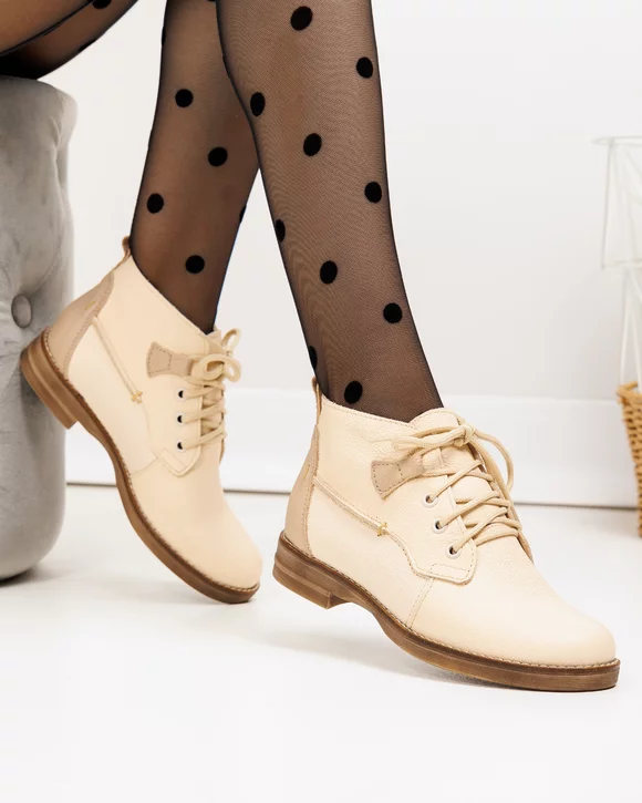 Ghete scurte dama piele naturala bej cu inchidere sireturi PCI616