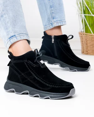 Ghete - Ghete scurte dama piele naturala intoarsa negre imblanite JY7911