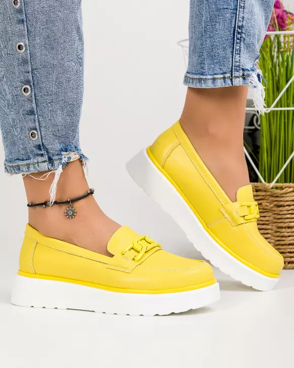 Mocasini dama piele naturala galbeni cu inchidere slip-on si talpa alba T-3071