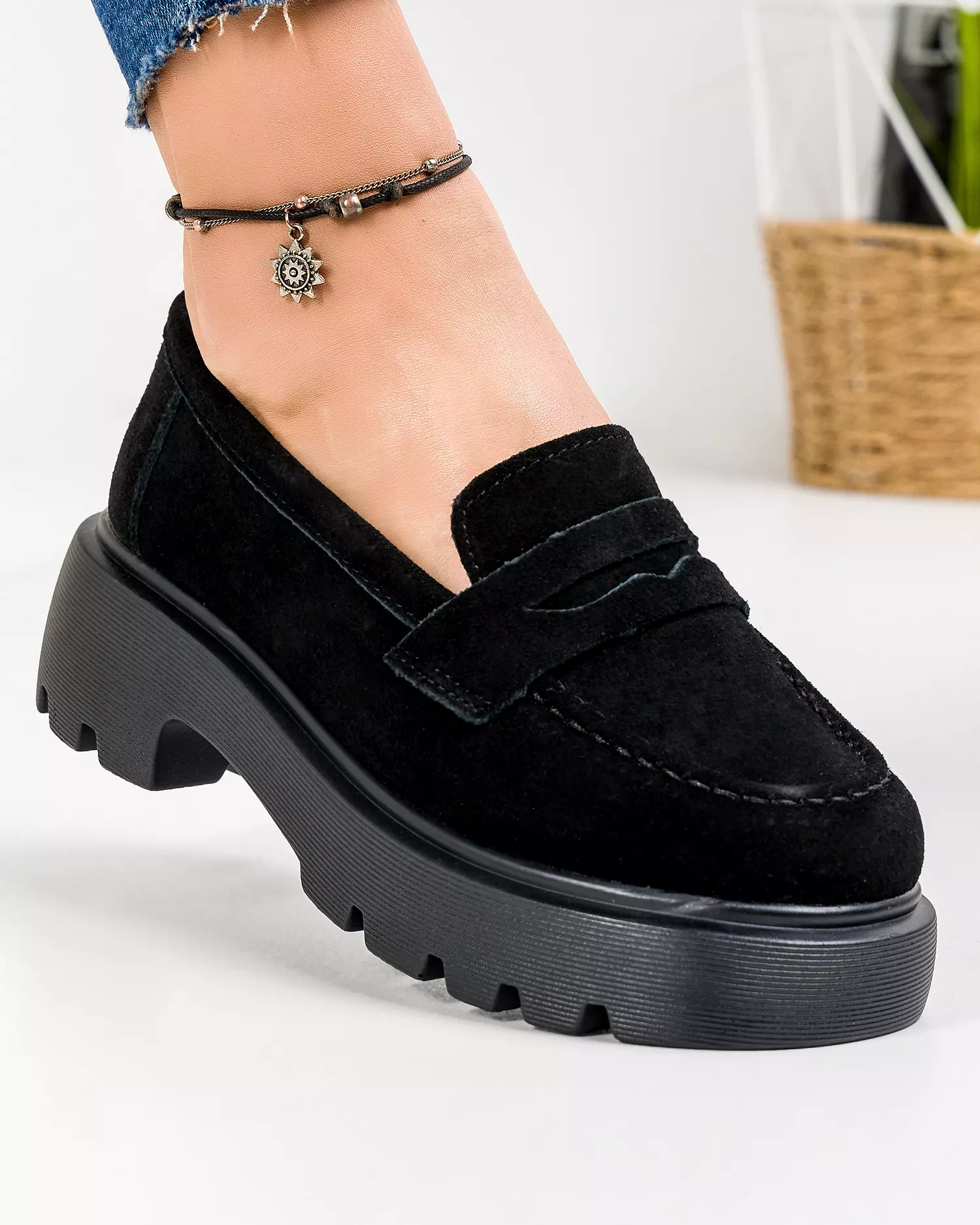 mocasini-dama-piele-naturala-intoarsa-negri-cu-accesoriu-si-talpa-groasa-t-3203-49753-2.webp