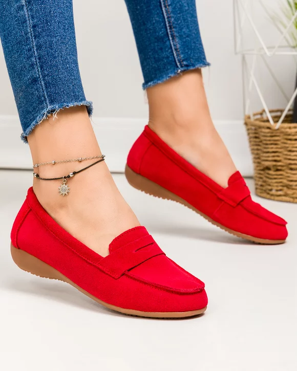 Mocasini dama piele naturala intoarsa rosii cu talpa flexibila si inchidere slip-on F003-634