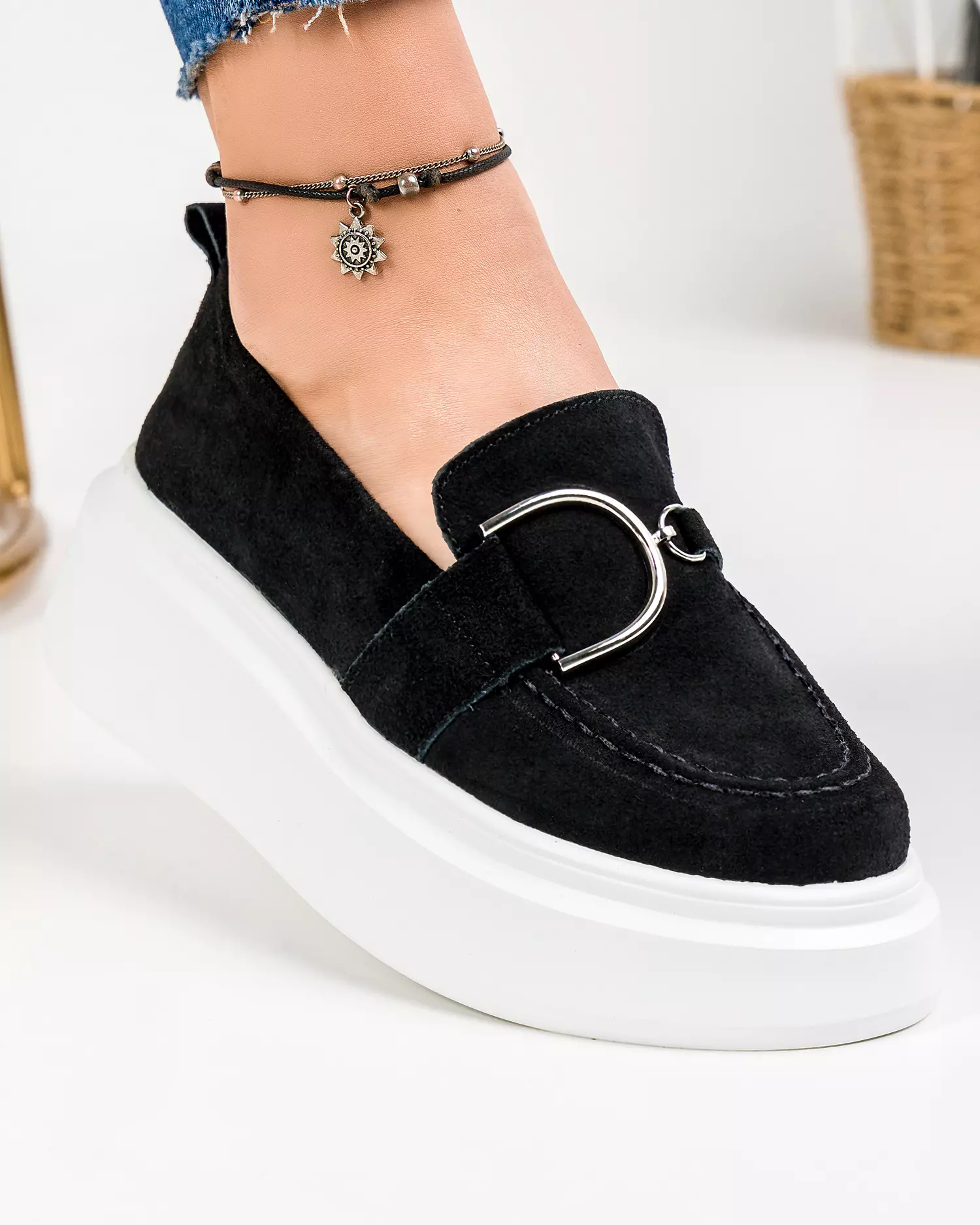 mocasini-piele-intoarsa-negri-cu-talpa-alba-sd-306-49711-2.webp