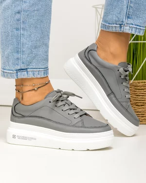 Pantofi casual dama piele natuala gri inchis cu talpa alba si inchidere sireturi F001-771