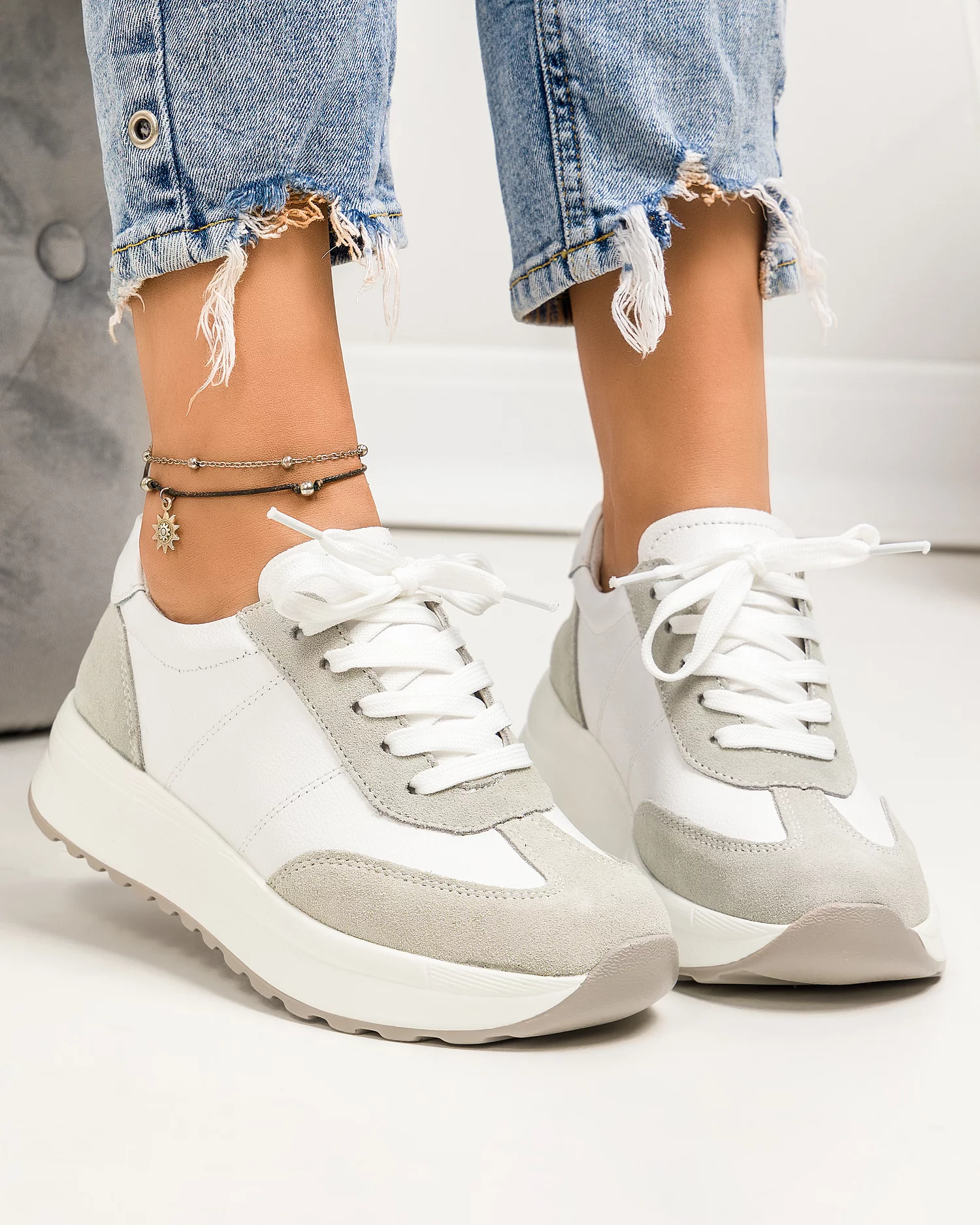 pantofi-casual-dama-piele-naturala-alb-cu-gri-partial-piele-intoarsa-jy5290-80626-2.webp