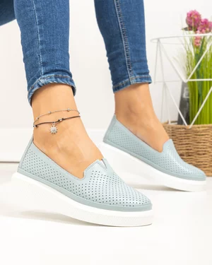 Pantofi casual dama piele naturala albastri perforati cu inchidere slip-on JY3872